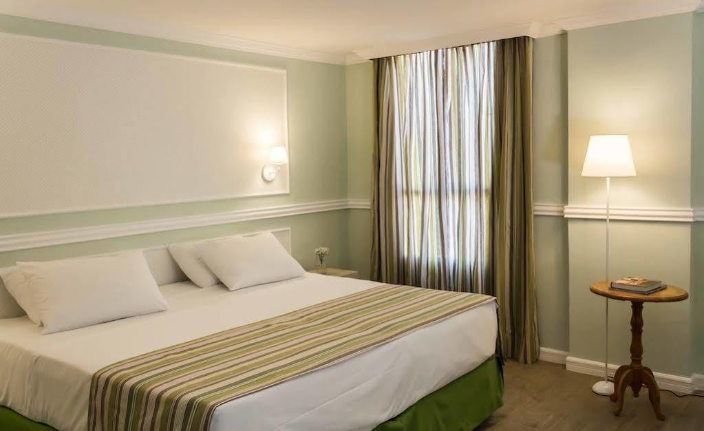 Hotel Saint Louis Pampulha Belo Horizonte Buitenkant foto